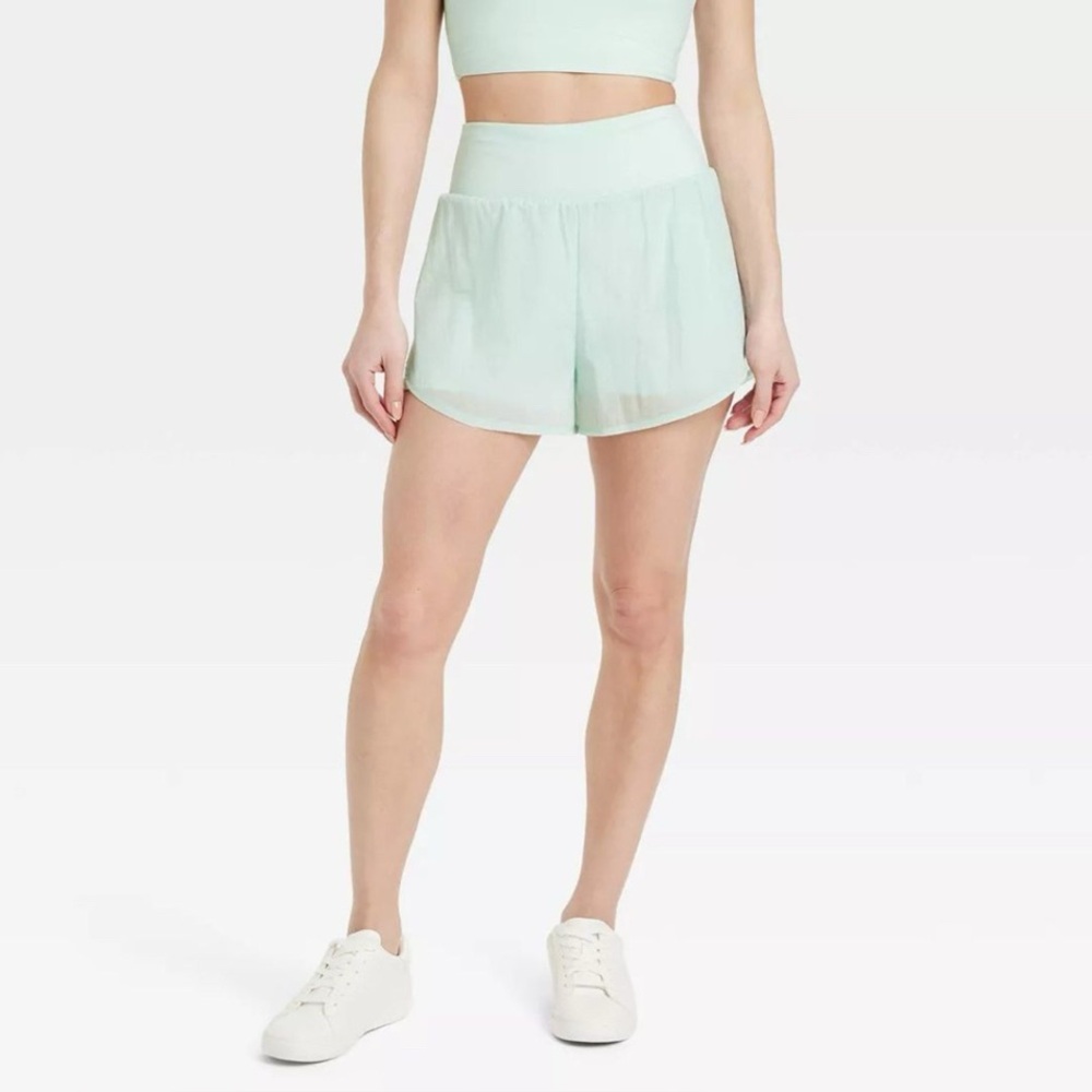 Plus size All in Motion 2 in 1  Run Shorts Waistband size XXL.
New with tags.